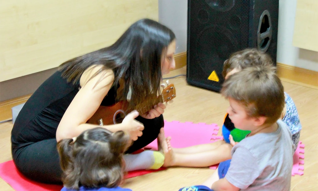 Musicoterapia y Educación Musical: dos caras de la misma moneda